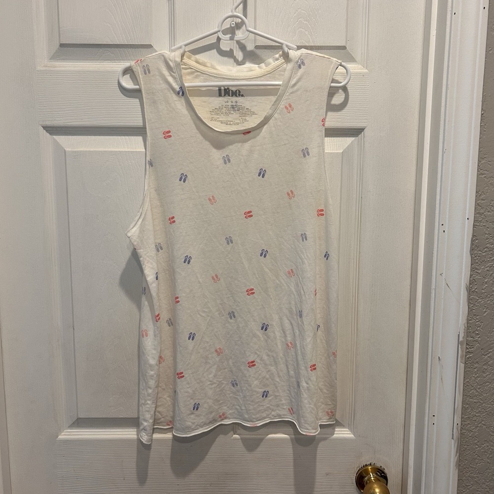 Doe Womens Large White Flip Flop Print Muscle Tank Top Sleeveless Summer Tee